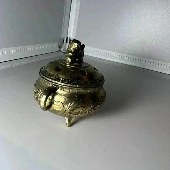 Vintage Gold Metal Incense Burner Japan Foo Dog Dragon 2” Mini Lidded Lid - Picture 2 of 8